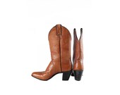 Justins Vintage Tan Cowgirl Leather Boot with Heel size 6