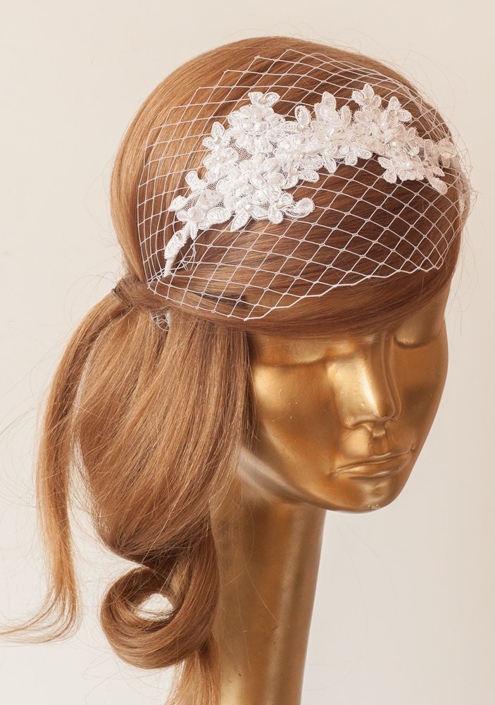 BIRDCAGE VEIL. White veil .Romantic Wedding Headpiece with beautiful,delicate LACE Flowers.Bridal Fascinator