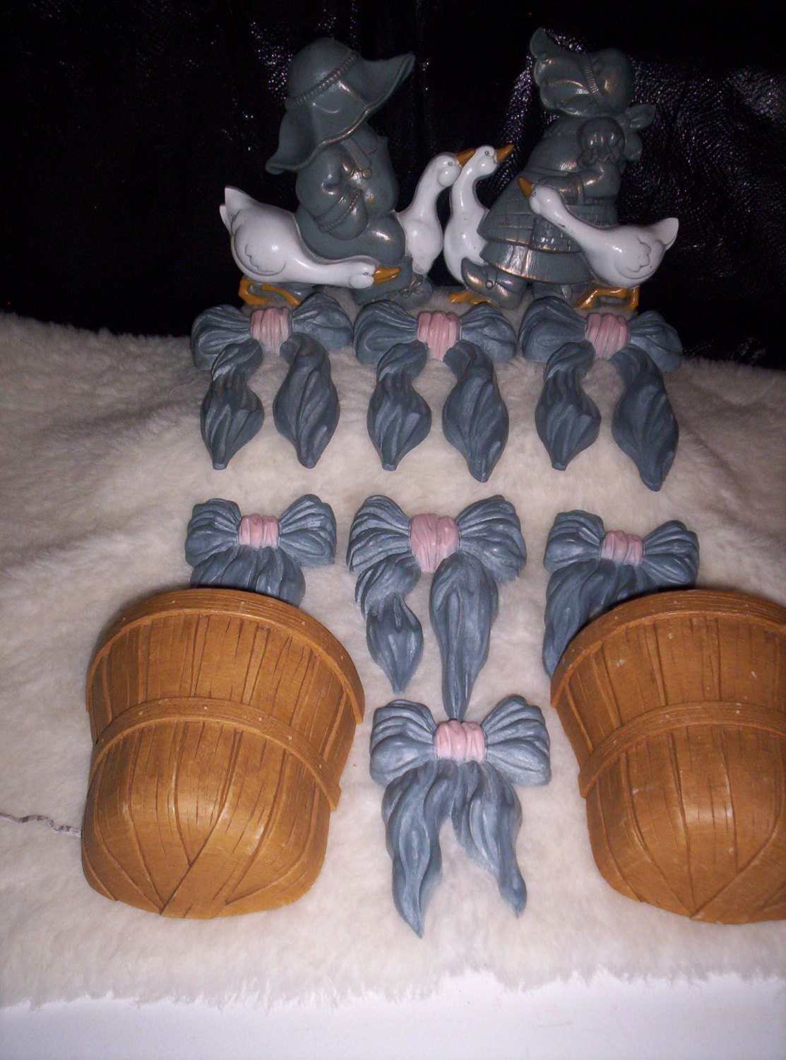 HOMCO & BURWOOD Boy-Girl-Geese-(6) Bows (2) Planters Basket - (11) Piece Wall Hanging