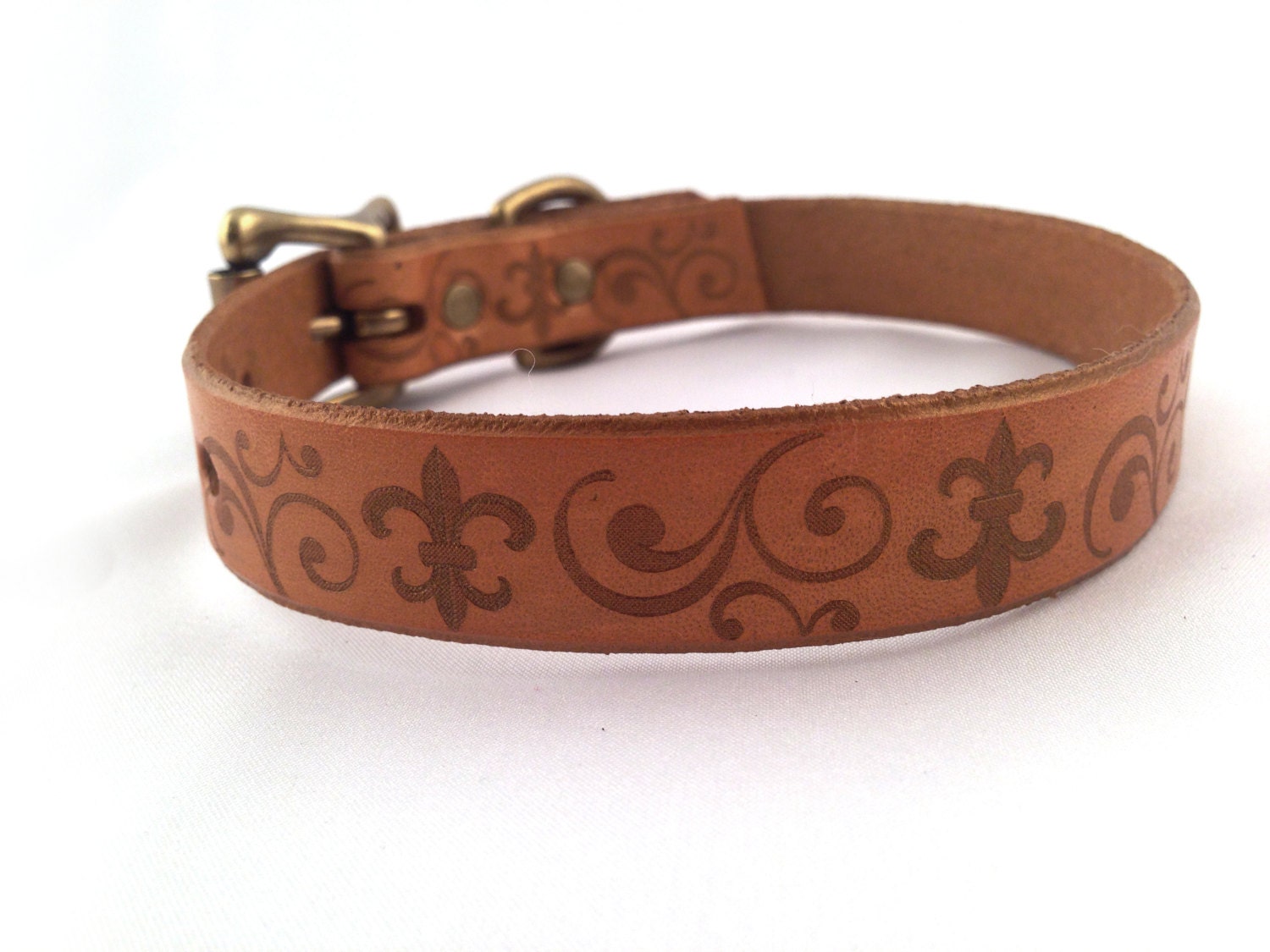 Gold Fleur De Lis Leather Dog Collar - Sizes S, M, L, XL Gold Fleur De Lis Leather Dog Collar - Sizes S, M, L, XL