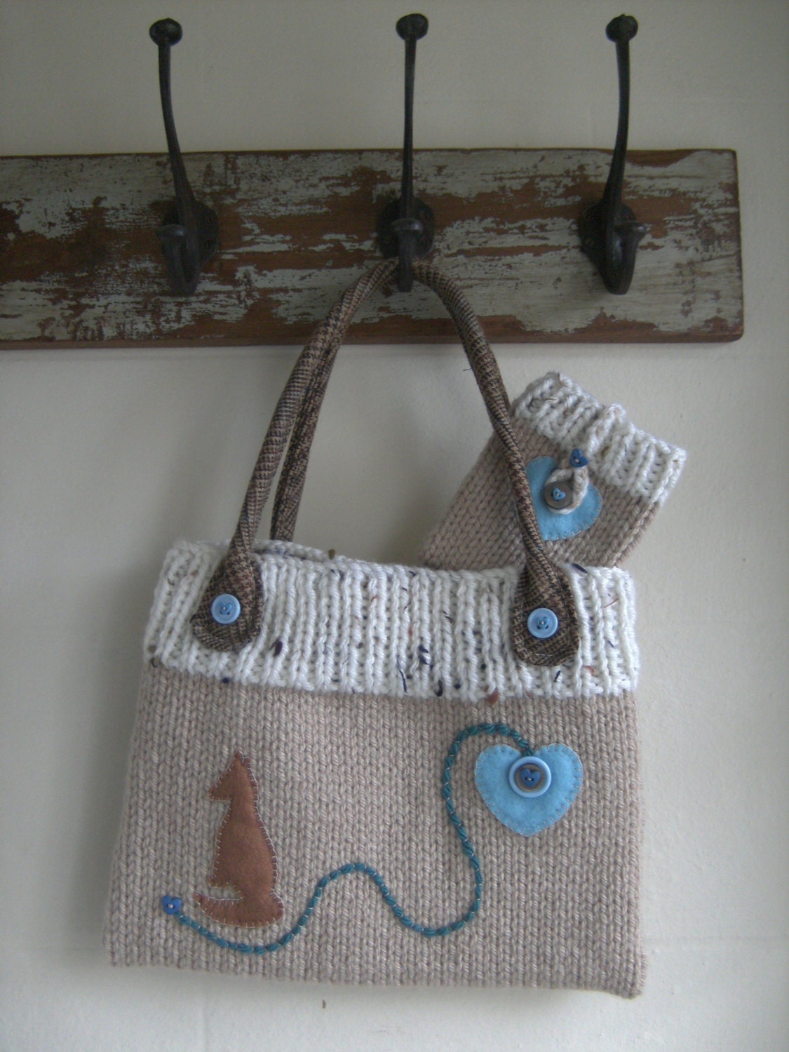Hand-knitted Beige Handbag with Cream trim, Tweed handles and Fox motif. To include matching Phone case (fits iphone).