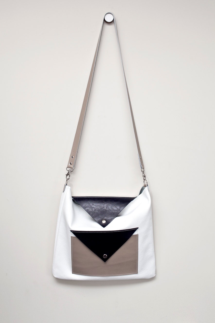 Two Triangles Leather Crossbody bag No. CB- 1001
