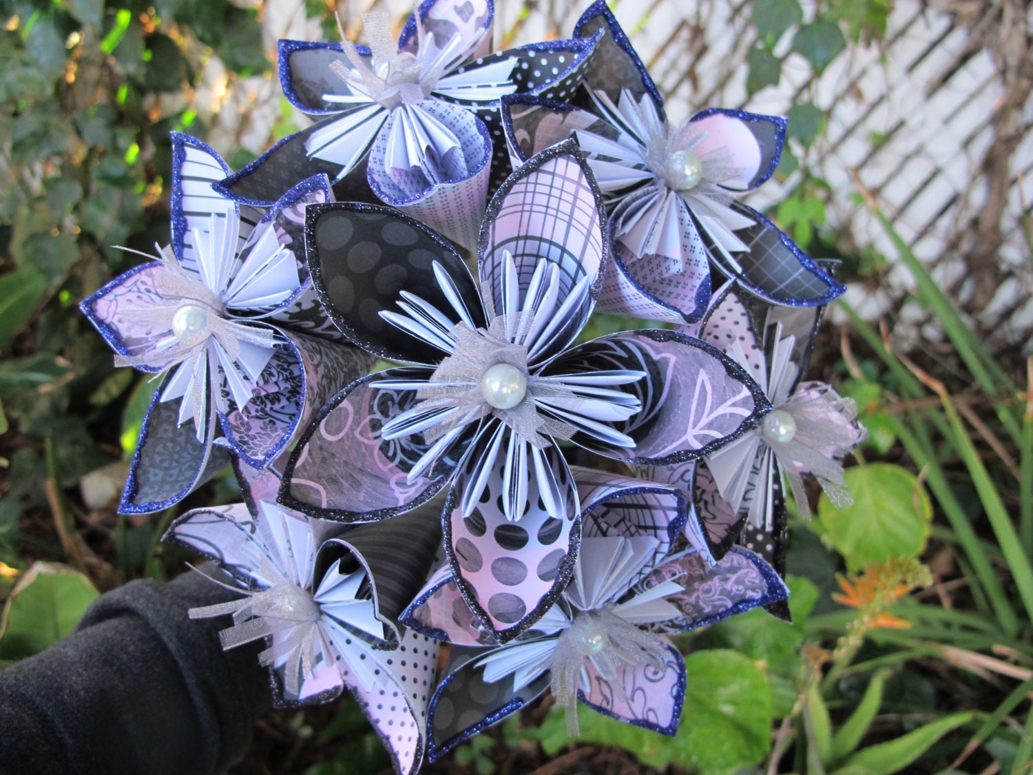kusudama origami bouquet pink sparkles
