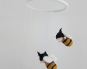 Waldorf, Mobile, Needle Felted,Bumble Bee, Mobile,  Felting Bee Mobile, Children Mobile, New born Gift, Ready to ship