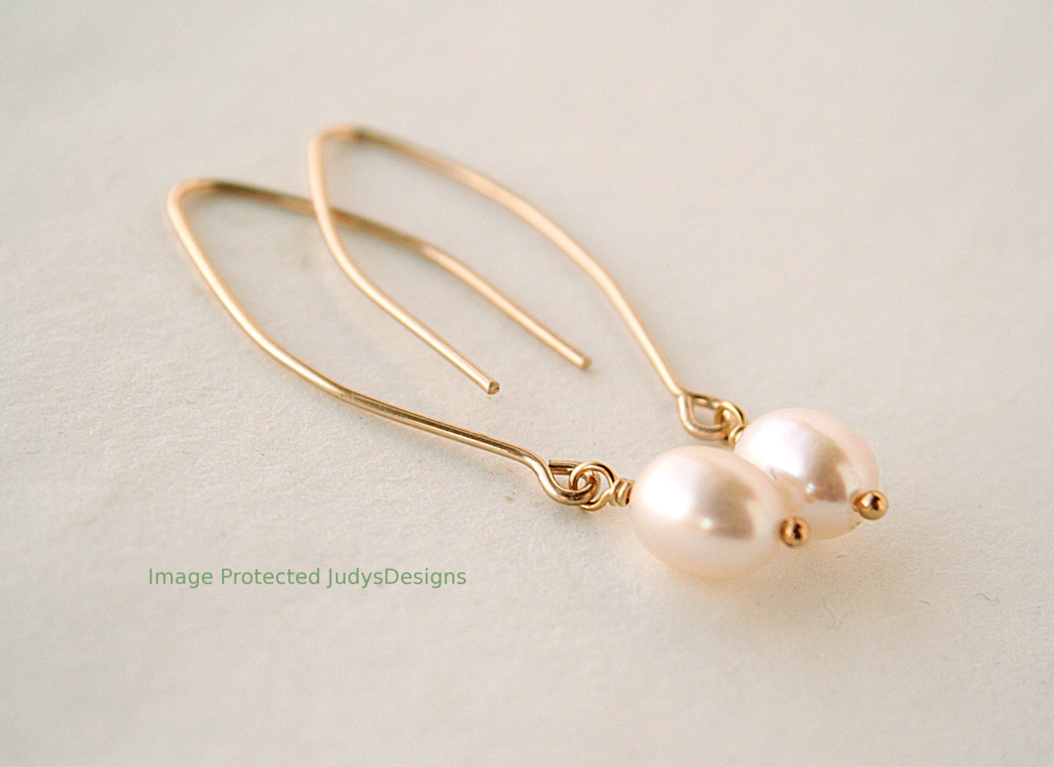 Gold filled pearl earrings, handmade, 20g, drop style