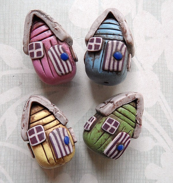 Beach Hut Bead