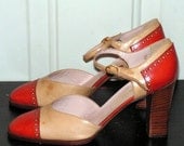 Vintage Two Tone Pumps Shoes in Orange Ivory Wooden STack Heels Size 8 1/2 8.5 9 - retrosideshow