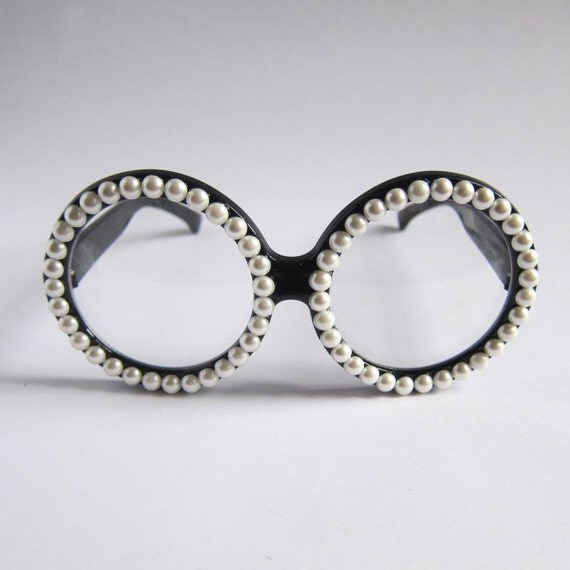 Circle Round Retro Nerdy Chic Secretary Eyeglasses By Jfaye 