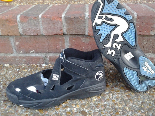 vintage reebok sandals