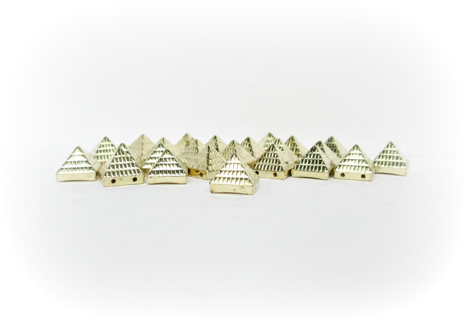 50pcs Gold Studs Spikes