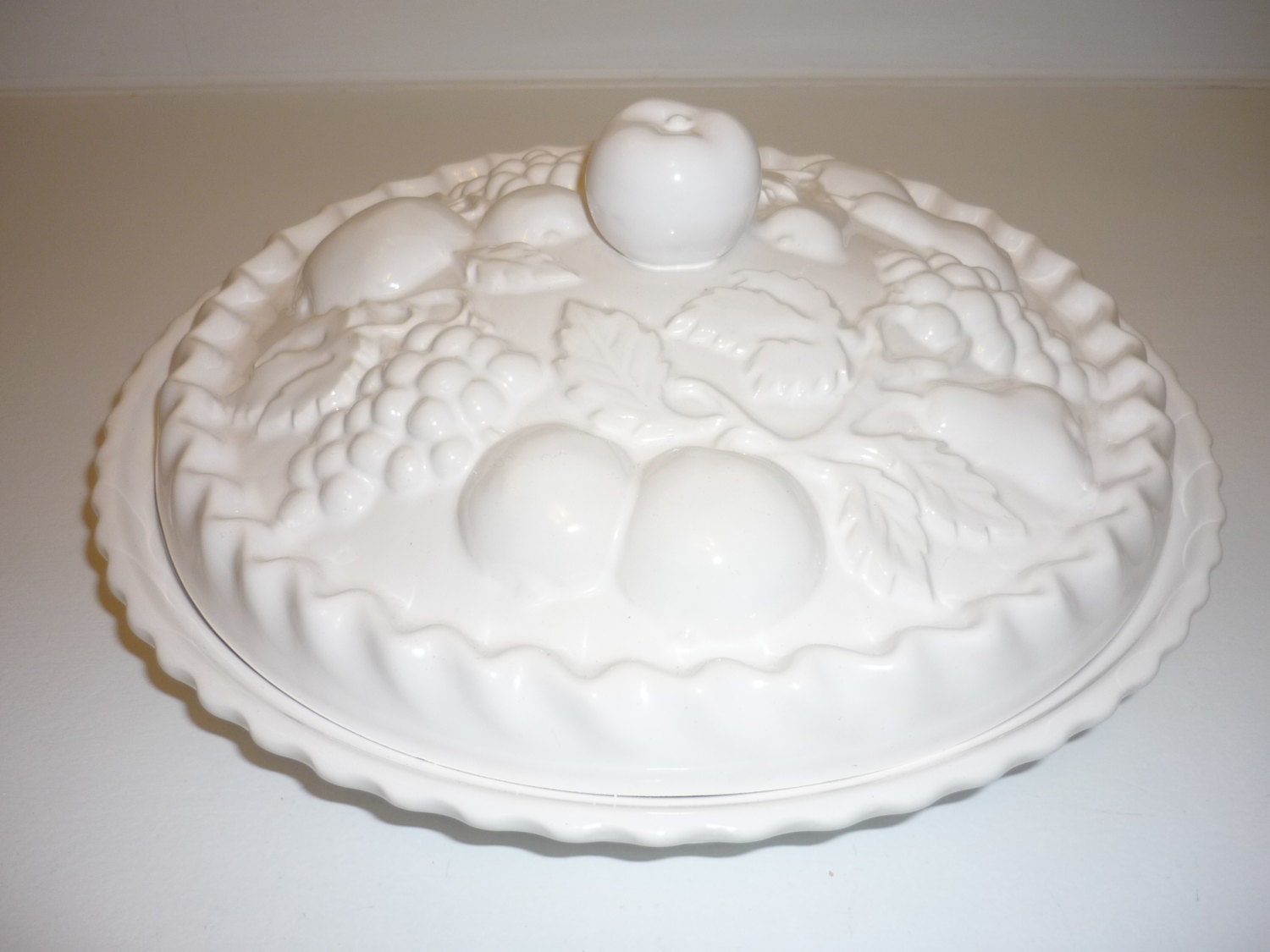 Ceramic Covered Pie Plate Large Size Portugal by