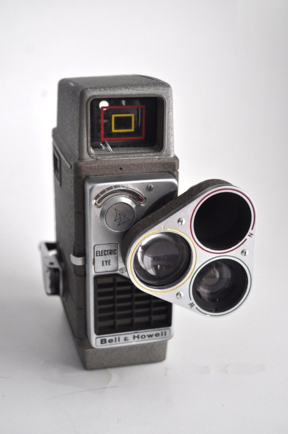 Bell and Howell Electric Eye with Swivel Lenses Video by retroEra