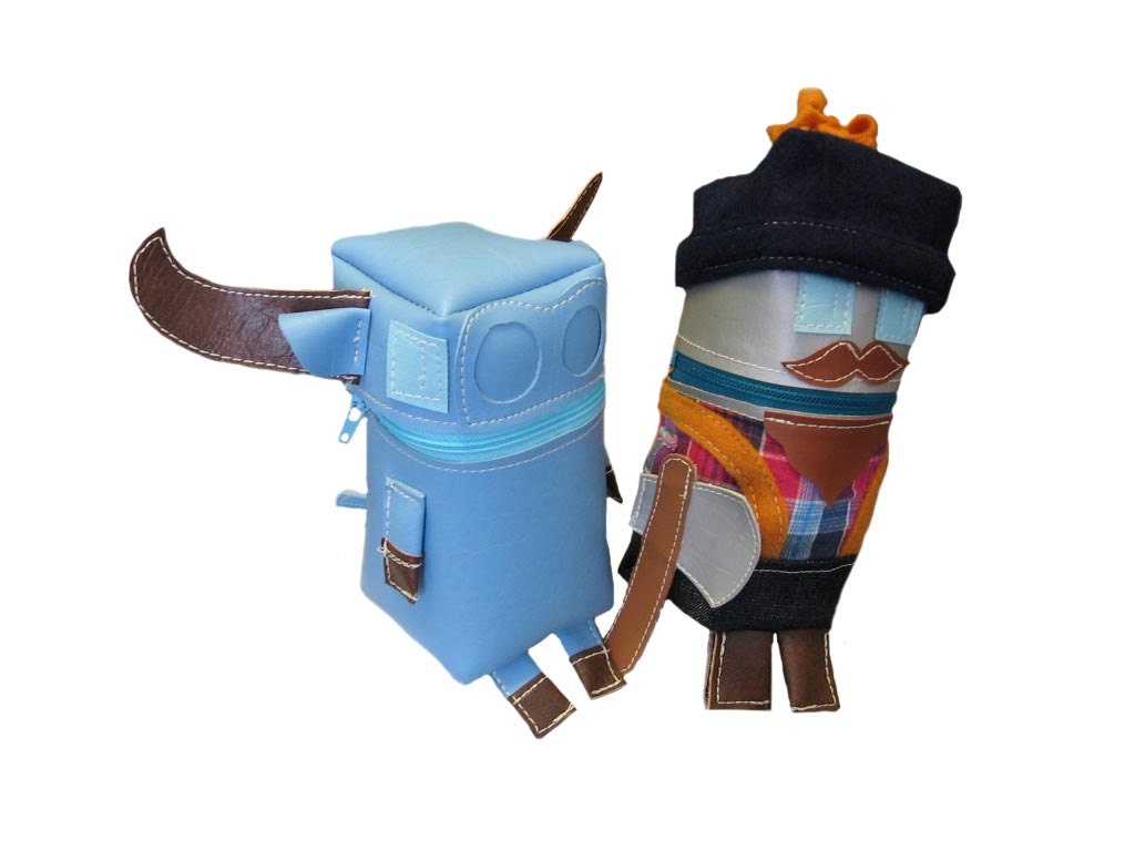 Paul Bunyan and Babe the Blue Ox  Robot Pouches