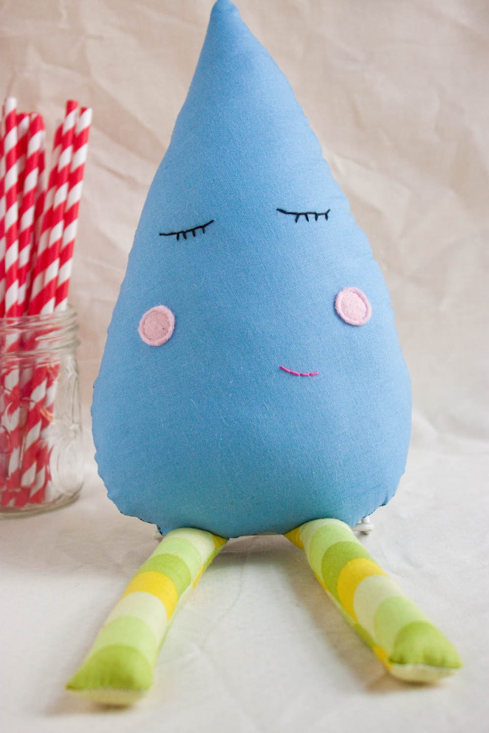 Fun Plush Sleeping Spring Raindrop - Green Legs