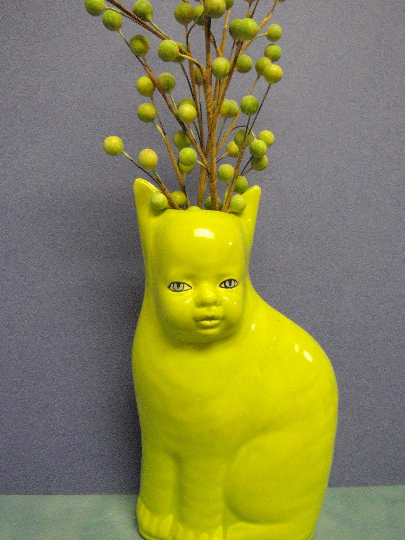 Apple Green Kat Baby Vase