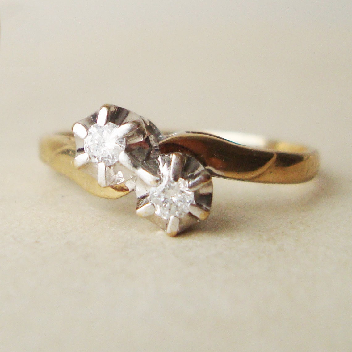 Vintage Twin Diamond Engagement Ring, Vintage Diamond Wedding Ring, 9k Gold Ring Approx. Size US 6