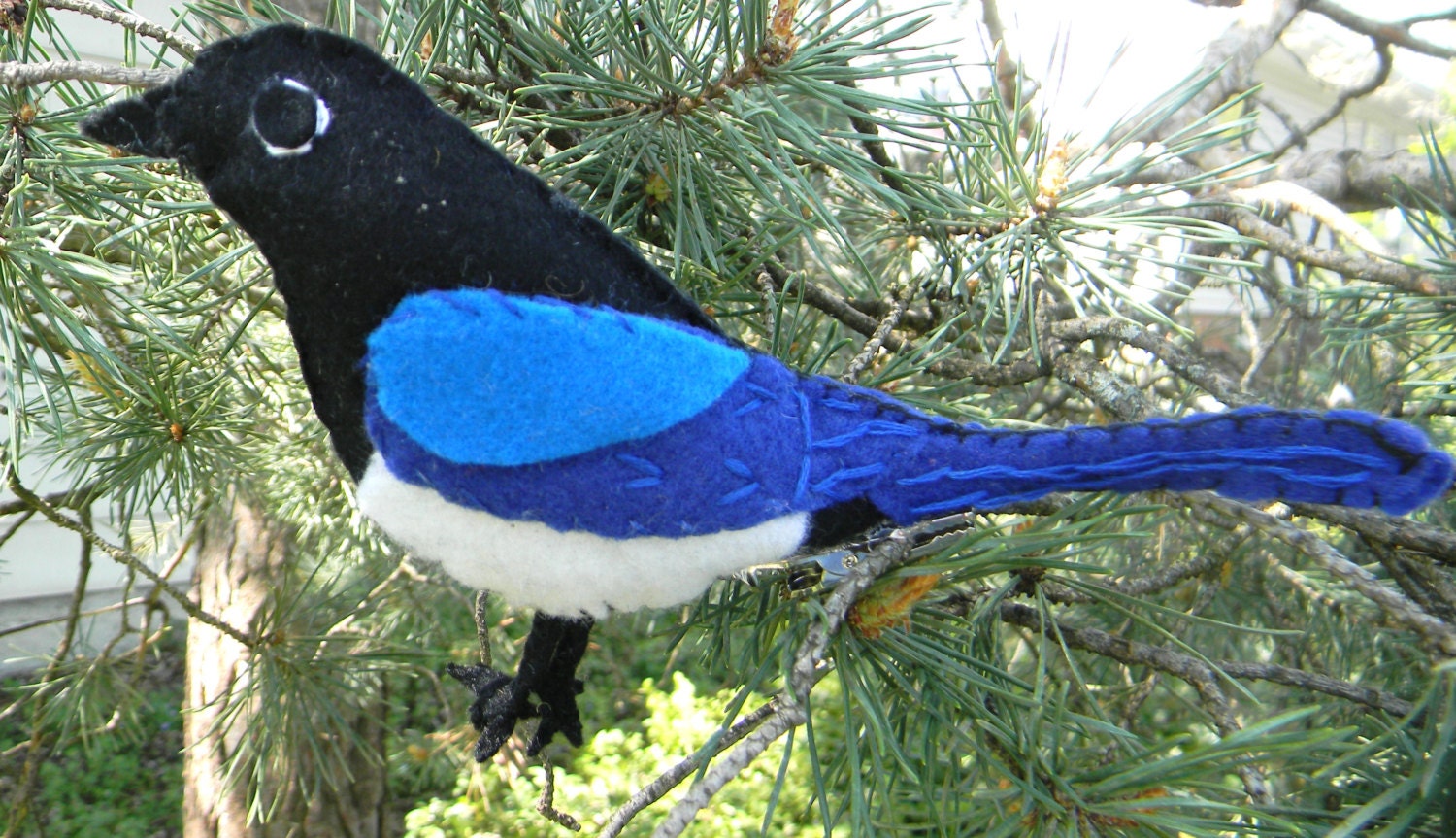 Magpie Bird Felt Ornament Home Decor