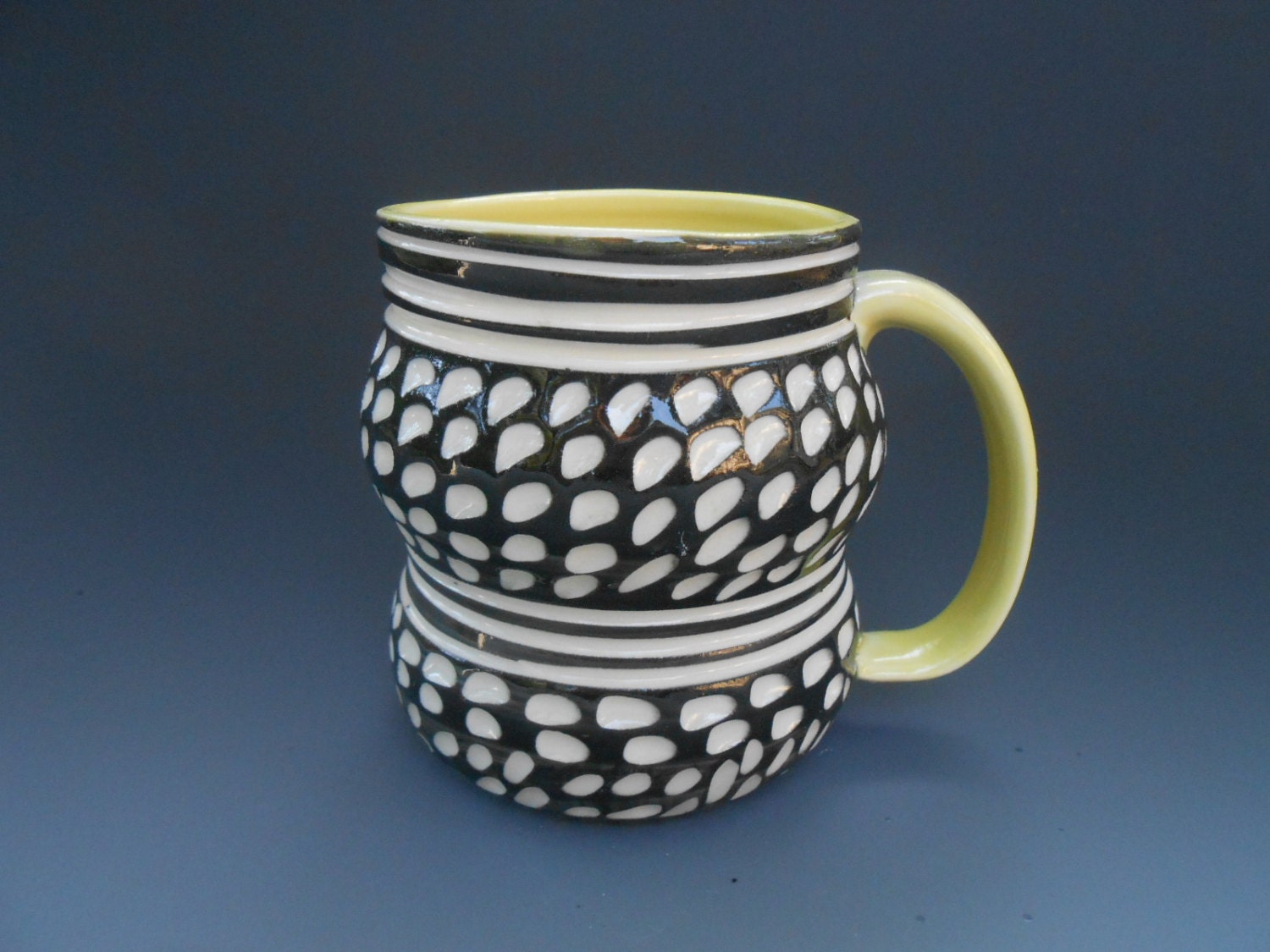 Stylish Porcelain Mug YELLOW black white