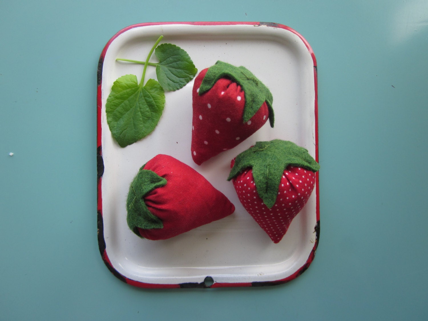 lavender-scented strawberry sachets - set of three