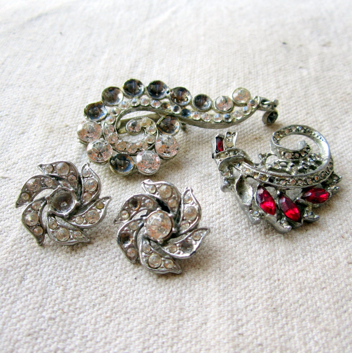 Wear Repair Vintage Rhinestone Jewelry Lot
