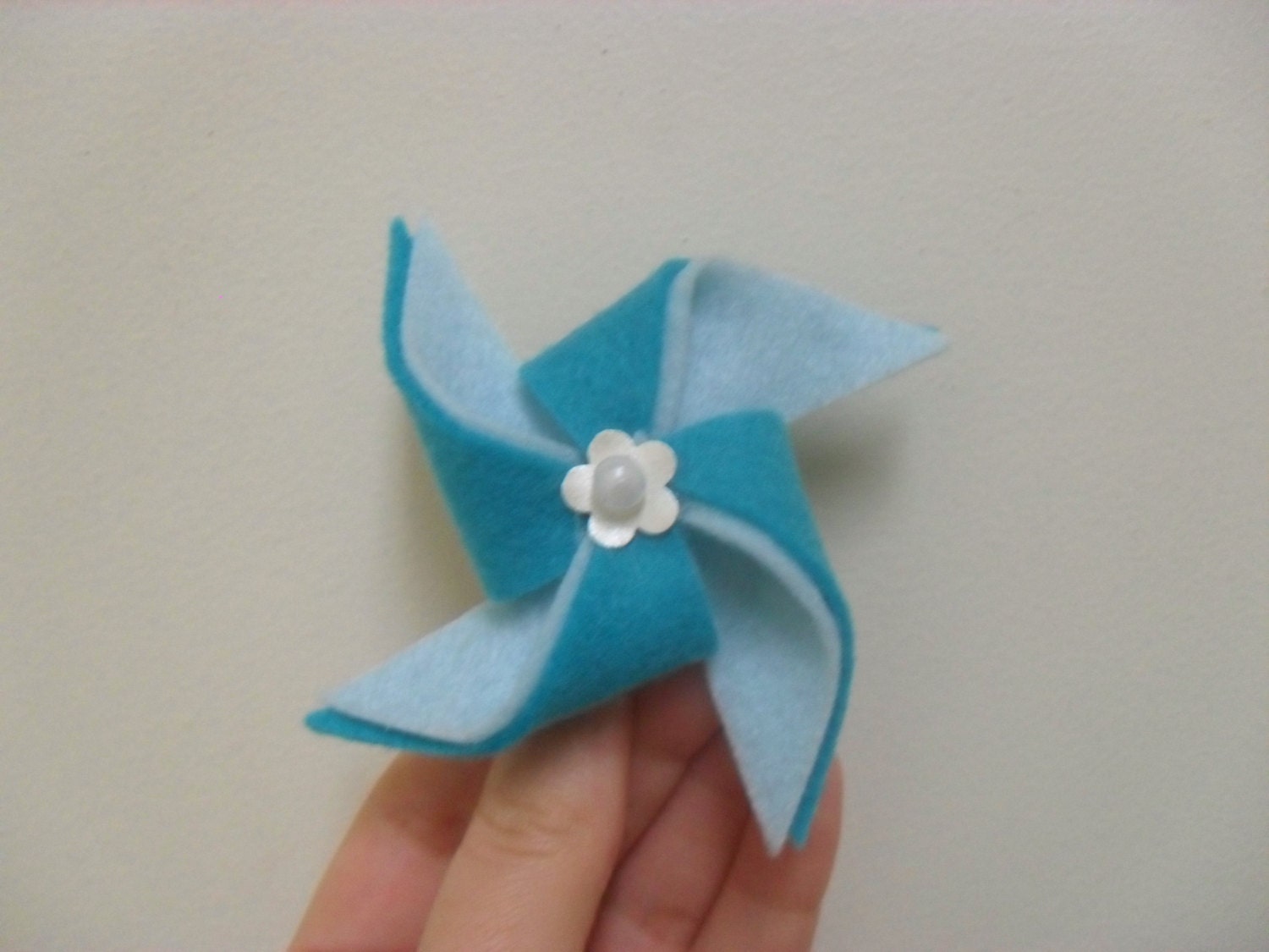 Blue Felt Pinwheel Clip