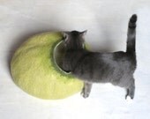Cat Nap Cocoon / Cave / Bed / House / Vessel - Hand Felted Wool - Crisp Contemporary Design - READY TO SHIP Light Green Bubble