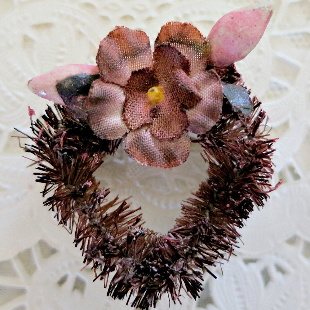 Chocolate mini Valentine wreath with millinery bloom