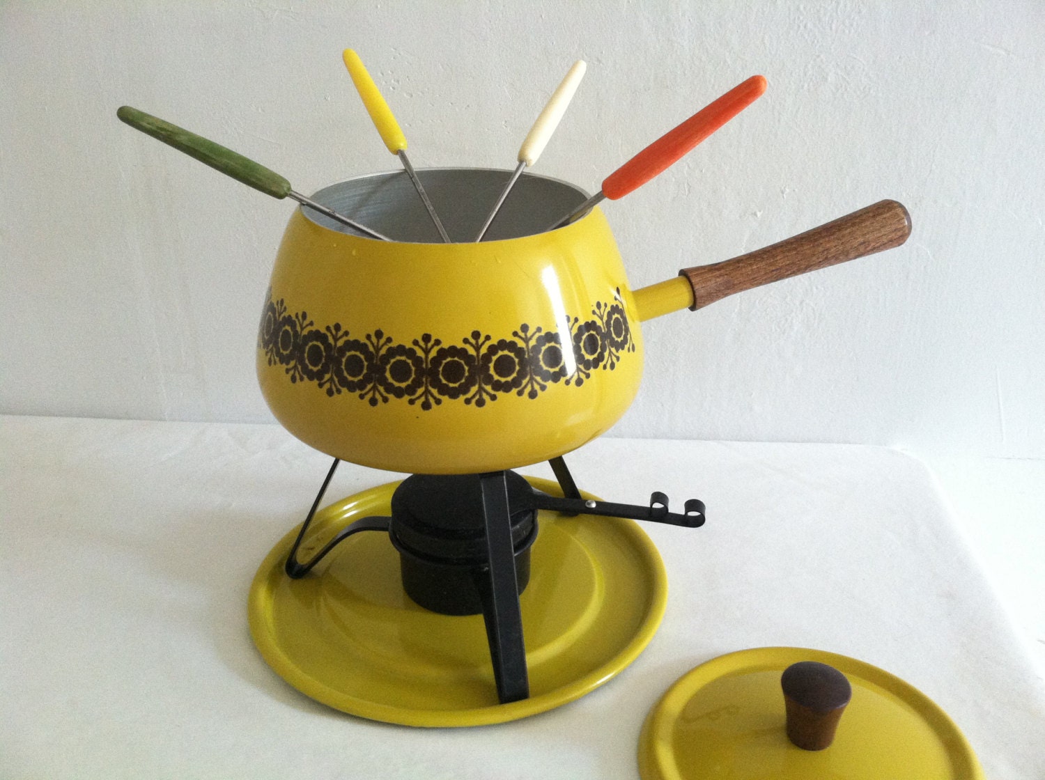 vintage yellow fondue pot set