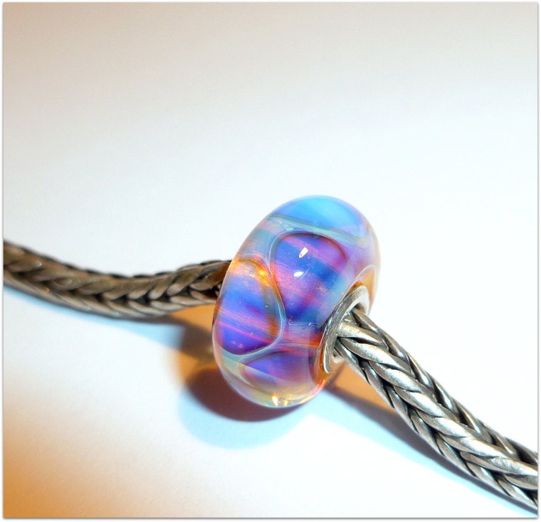 Luccicare Lampwork Bead - Rainbow Triangles -  Lined with Sterling Silver