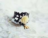 The bees garden - delicate floral ring / vintage, whimsical, shabby chic  inspired jewelry