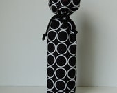 Wine Bag - Black and White Circle Gift Bag