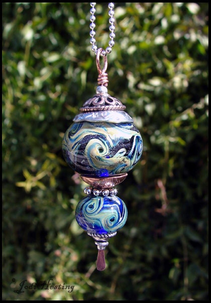 Beadworx - Lampwork Pendant - Meridian