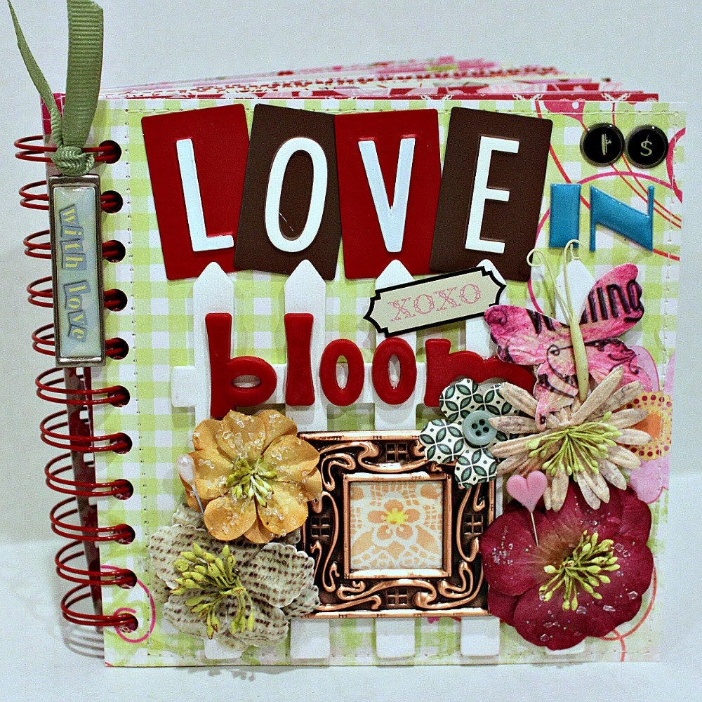LOVE is in BLOOM A-Z Scrapbook Album