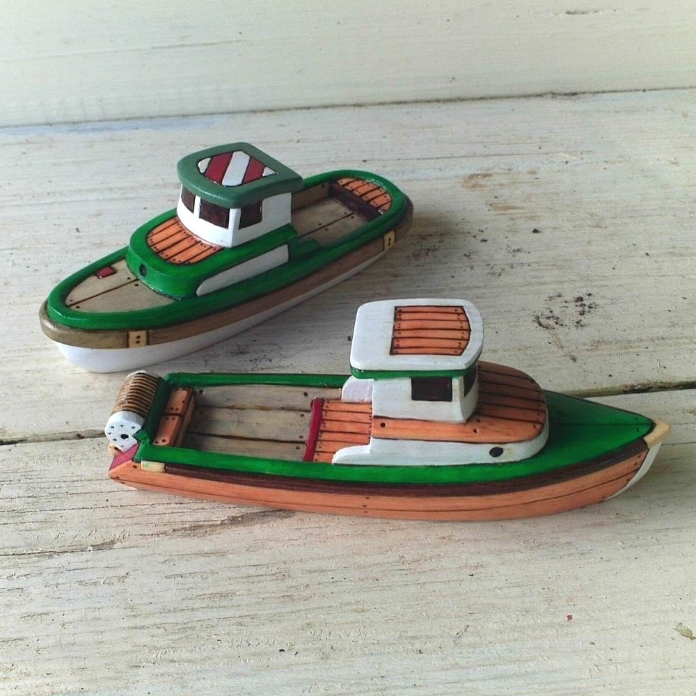 The Bosun and the Skeena Green Toy Wooden Boats