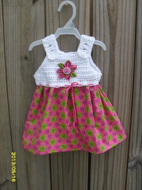 Baby girl half crochet half cotton fabric beautiful jumper/dress 0- 6 months