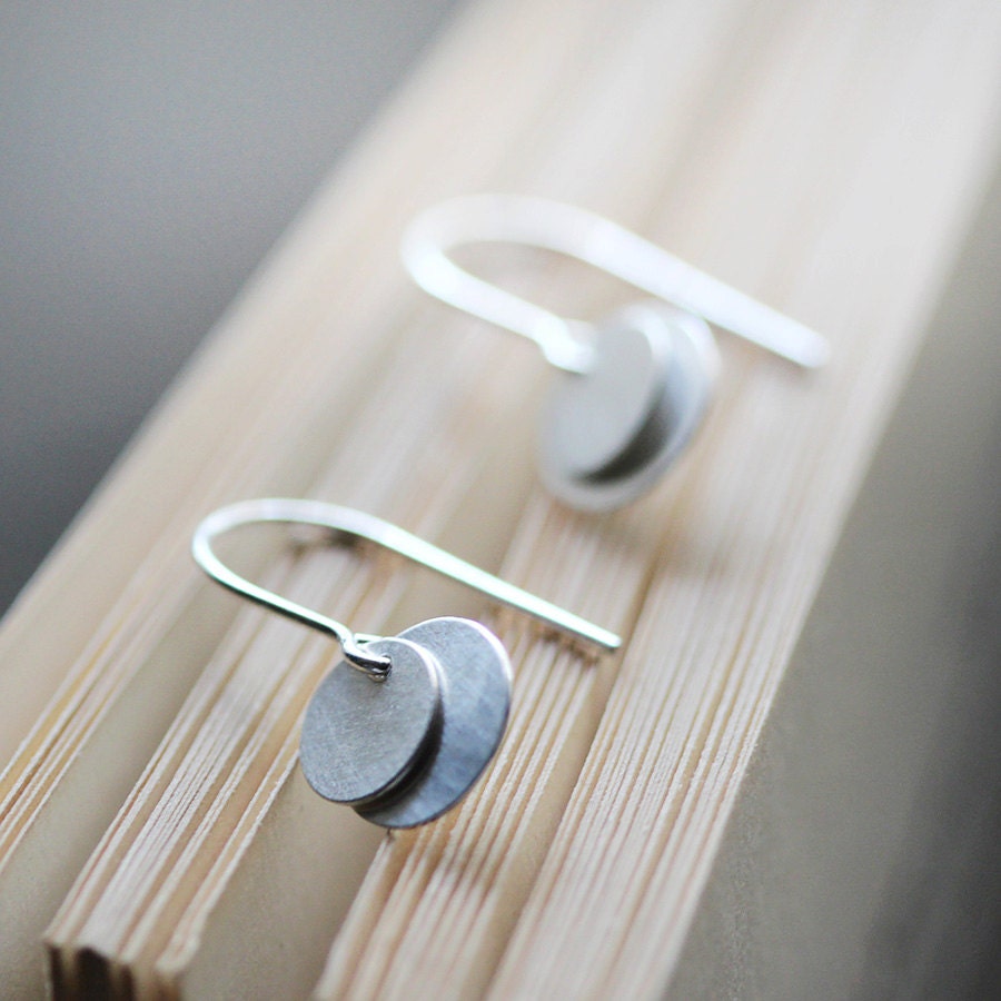 bellissima - brushed silver coin earrings