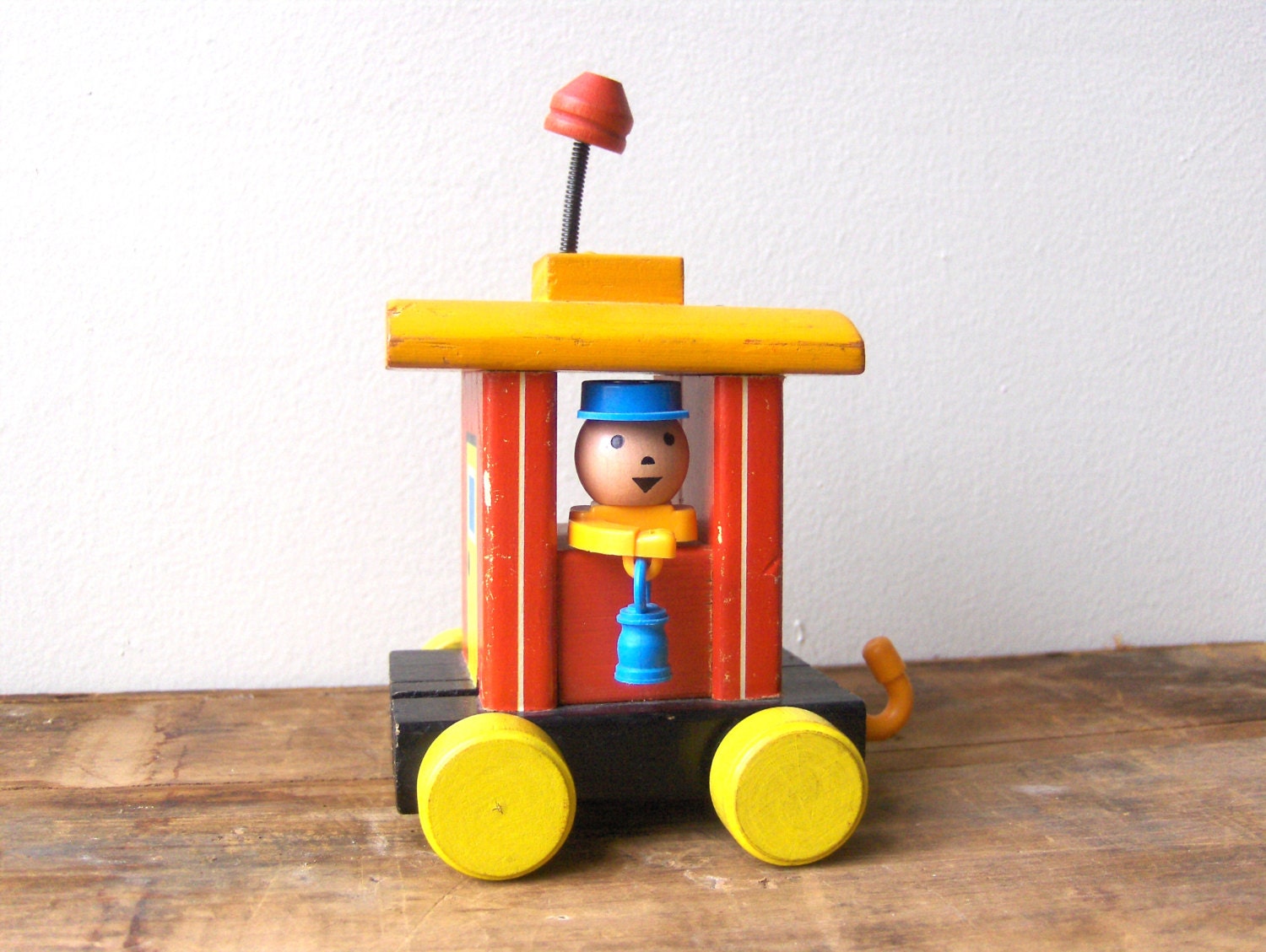 Vintage Fisher Price Little Huffy Puffy Caboose Train