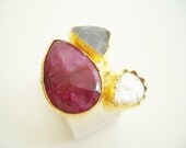 sale sale sale---------Triple Gold plated Ruby and Druzy ring
