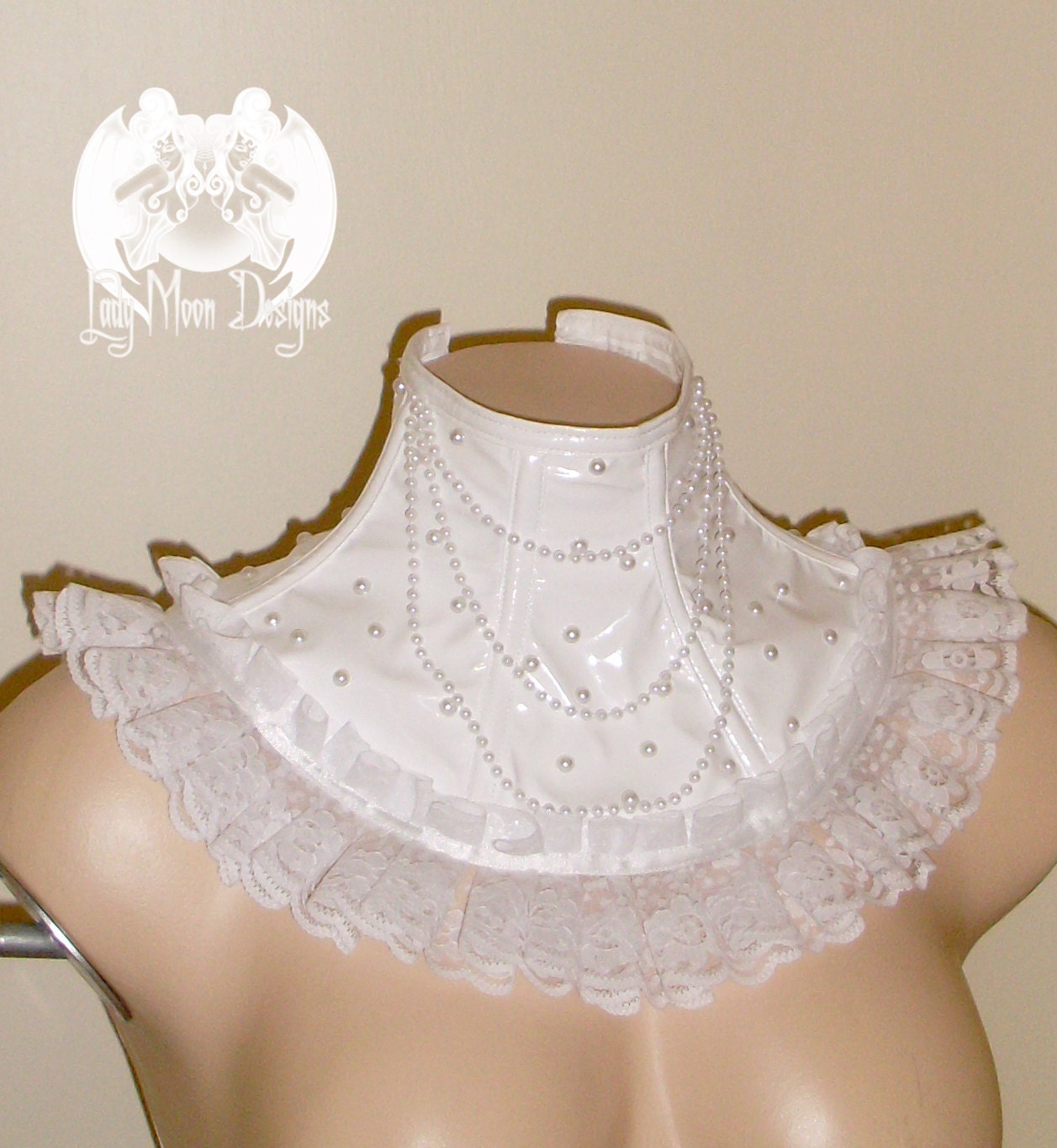 White PVC and Lace Neck Corset Collar
