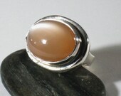 Silver  Moonstone Ring -  Oval   June Birthstone Ring - Peach Moonstone Sterling Ring - Cocktail Ring - Gemstone  Ring