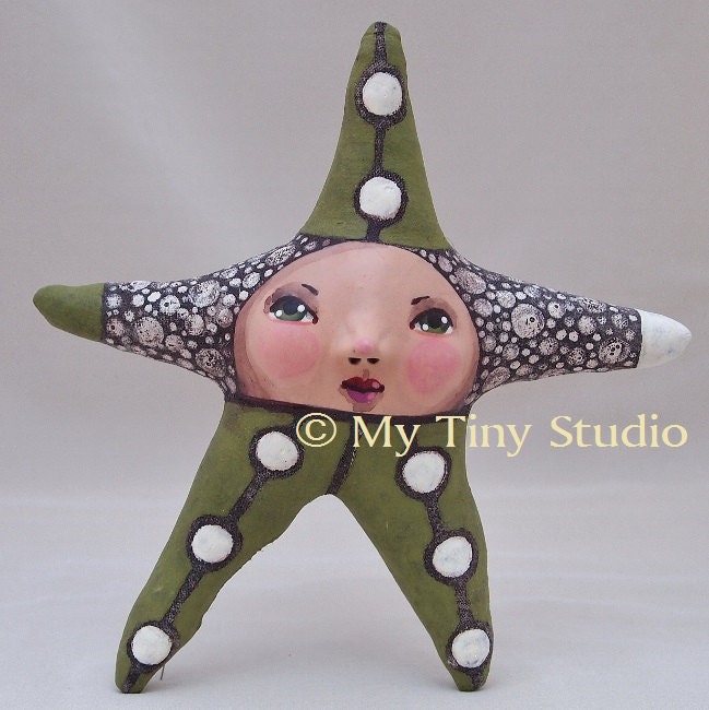 Lucky Star Spanish Olive and Vanilla with Green eyes