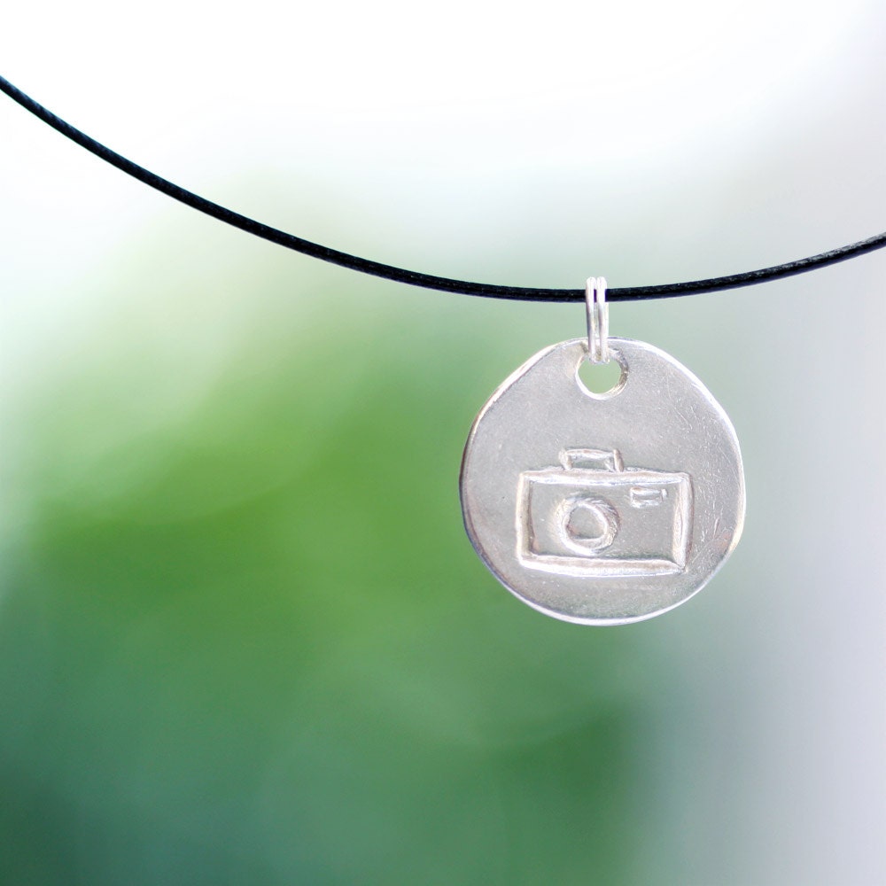 camera pendant, silver charm, fine silver, click
