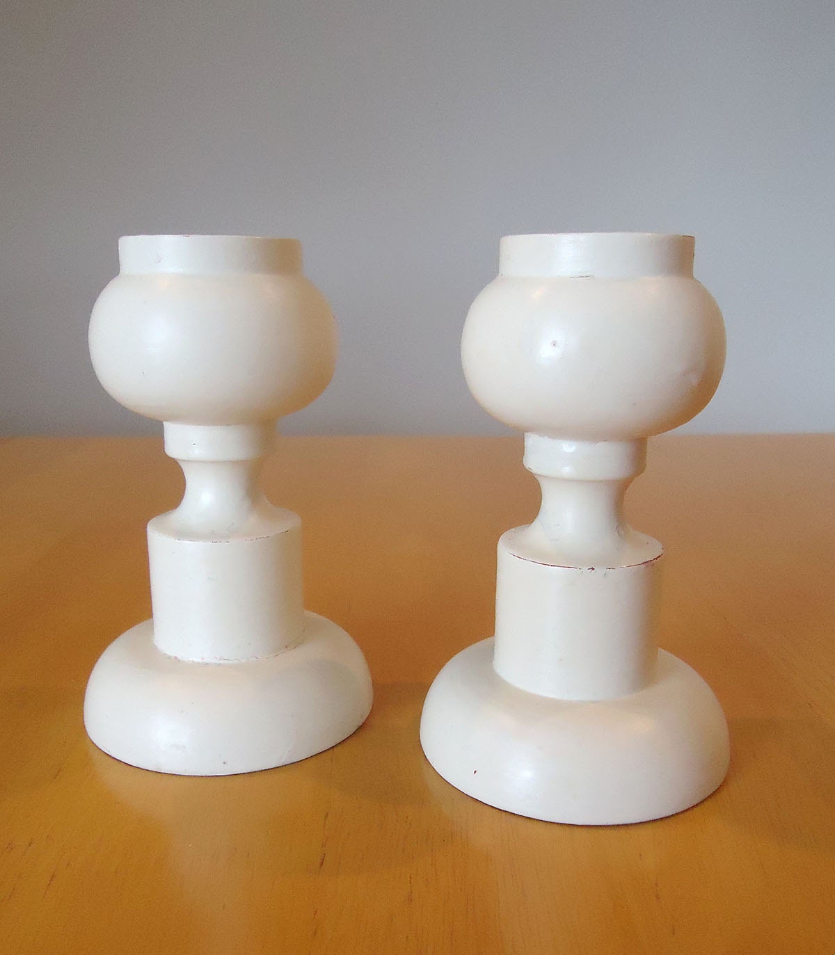 Aarikka Finland vintage pair of hand turned wood candle holders 70s