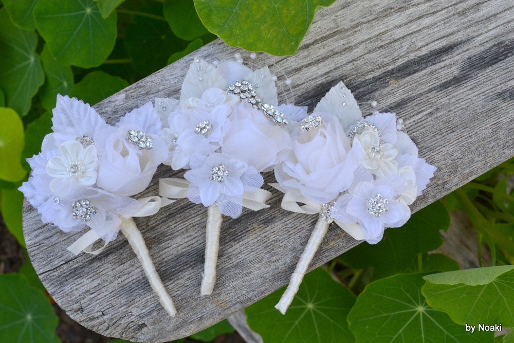 Deposit for a custom boutonniere or button hole