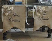 Here comes the bride burlap sign set Il_170x135