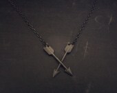 Crossed Leaden Arrow Necklace