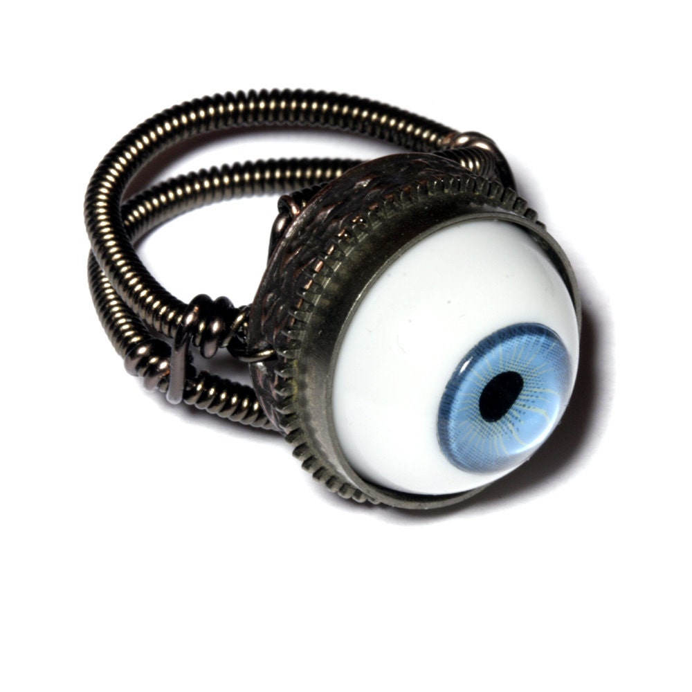 Steampunk Jewelry - RING - Blue eye - SIZE 9.5 ONLY