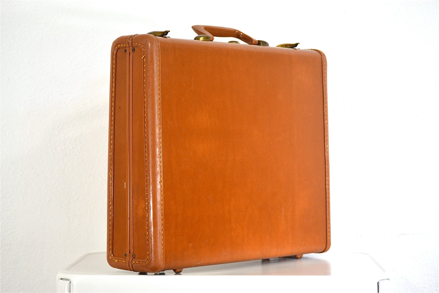 Classic Mid Century Samsonite Briefcase in Chestnut Brown