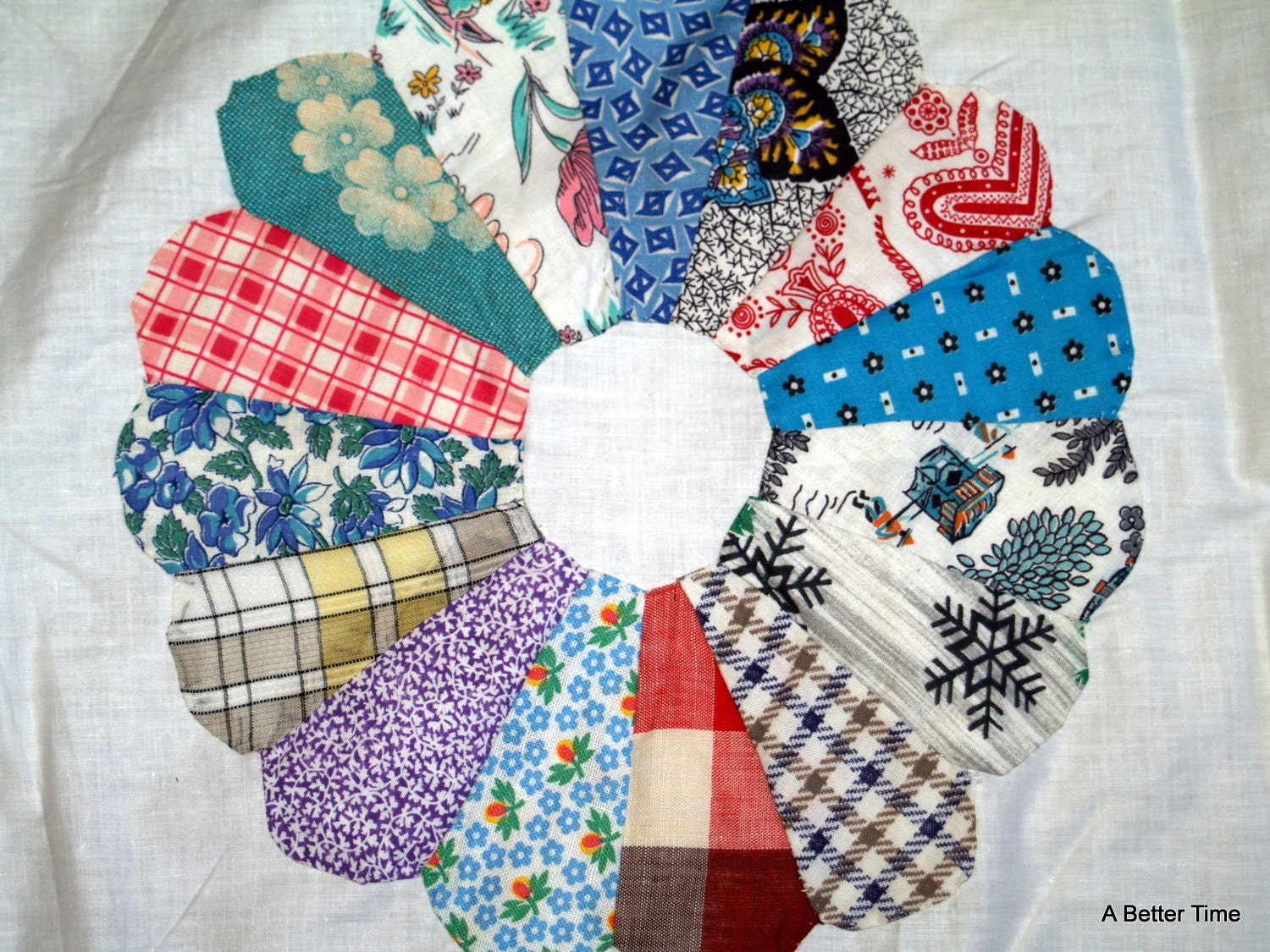 30 square  vintage Dresden Plate Top Stitched Quilt Blocks Cotton & Feedsack Fabric