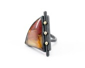 Mookaite Ring. Mookaite, Oxidized Silver and Gold. Adjustable. One of a Kind. Handmade by Maria Goti Joyas